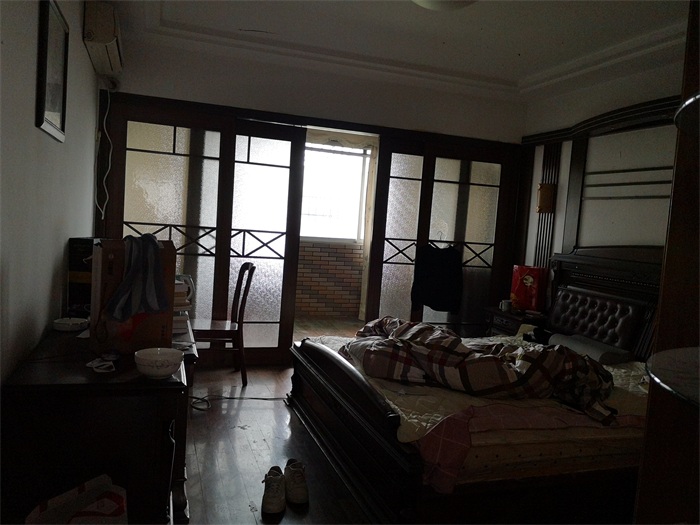 关岳庙街住宅房